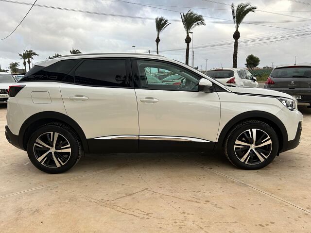 PEUGEOT 3008 ALLURE 1.2 E-THP AUTO SPANISH LHD IN SPAIN 70000 MILES SUPERB 2020